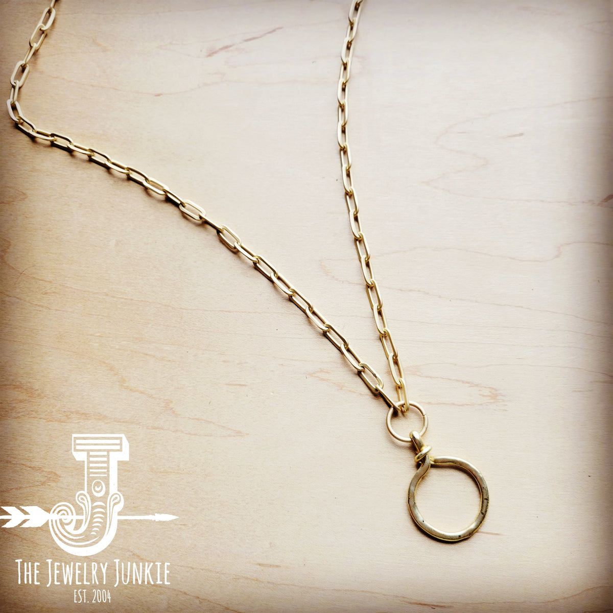 Matte Gold Necklace w/ Matte Gold Circle Pendant