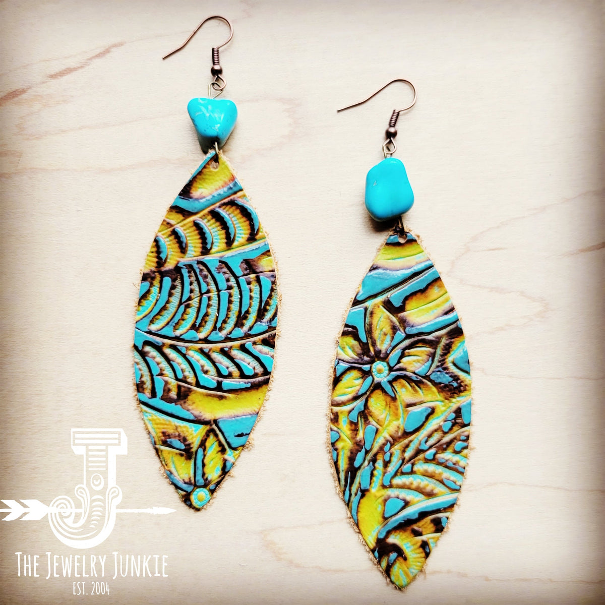 Leather Oval Earrings in Dallas Turquoise w/ Turquoise Accent