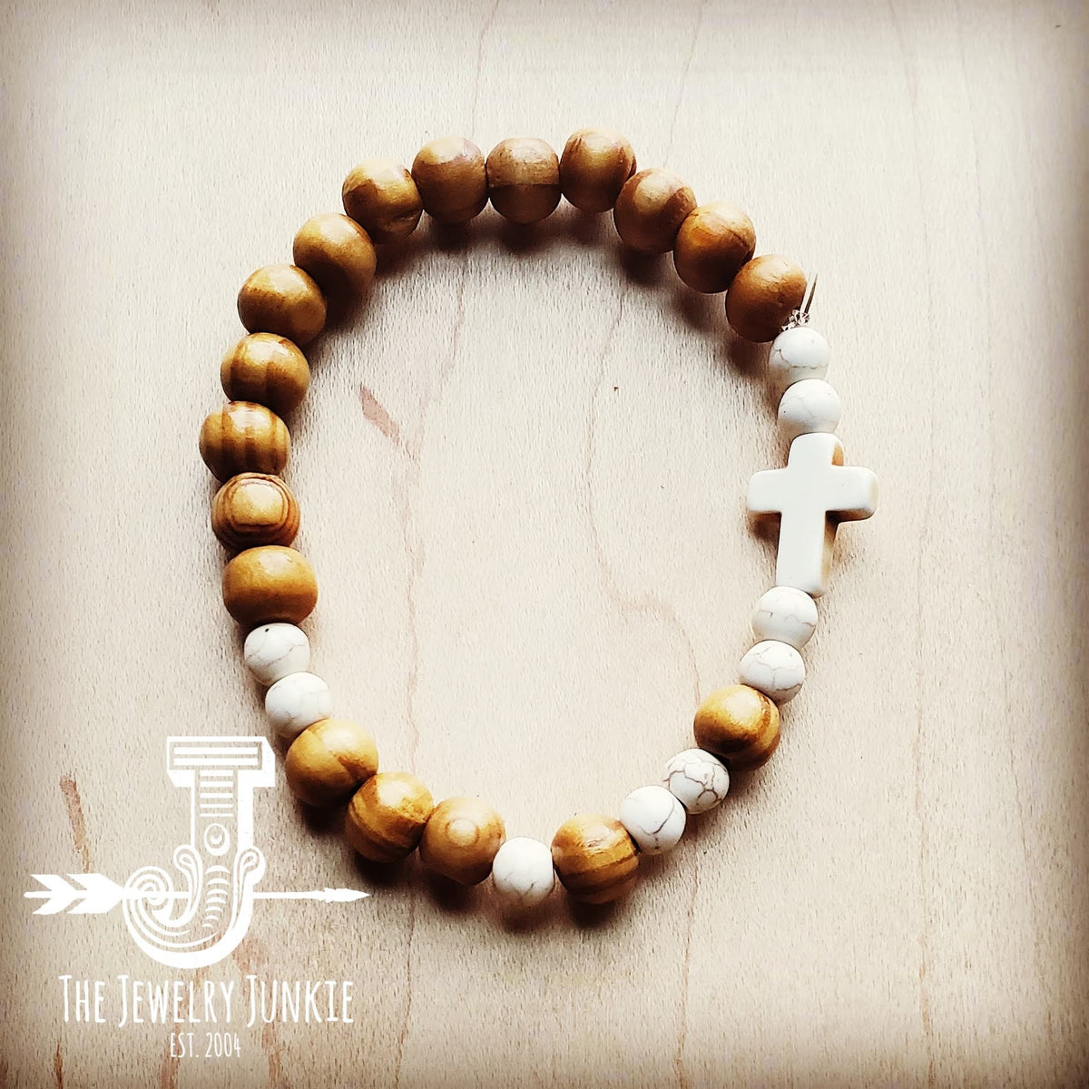 Stretch Bracelet Wood & White Turquoise Beads