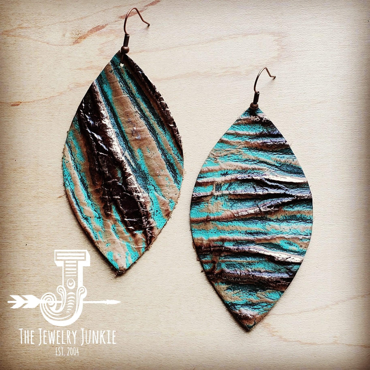 Leather Oval Earring-Turquoise Chateau